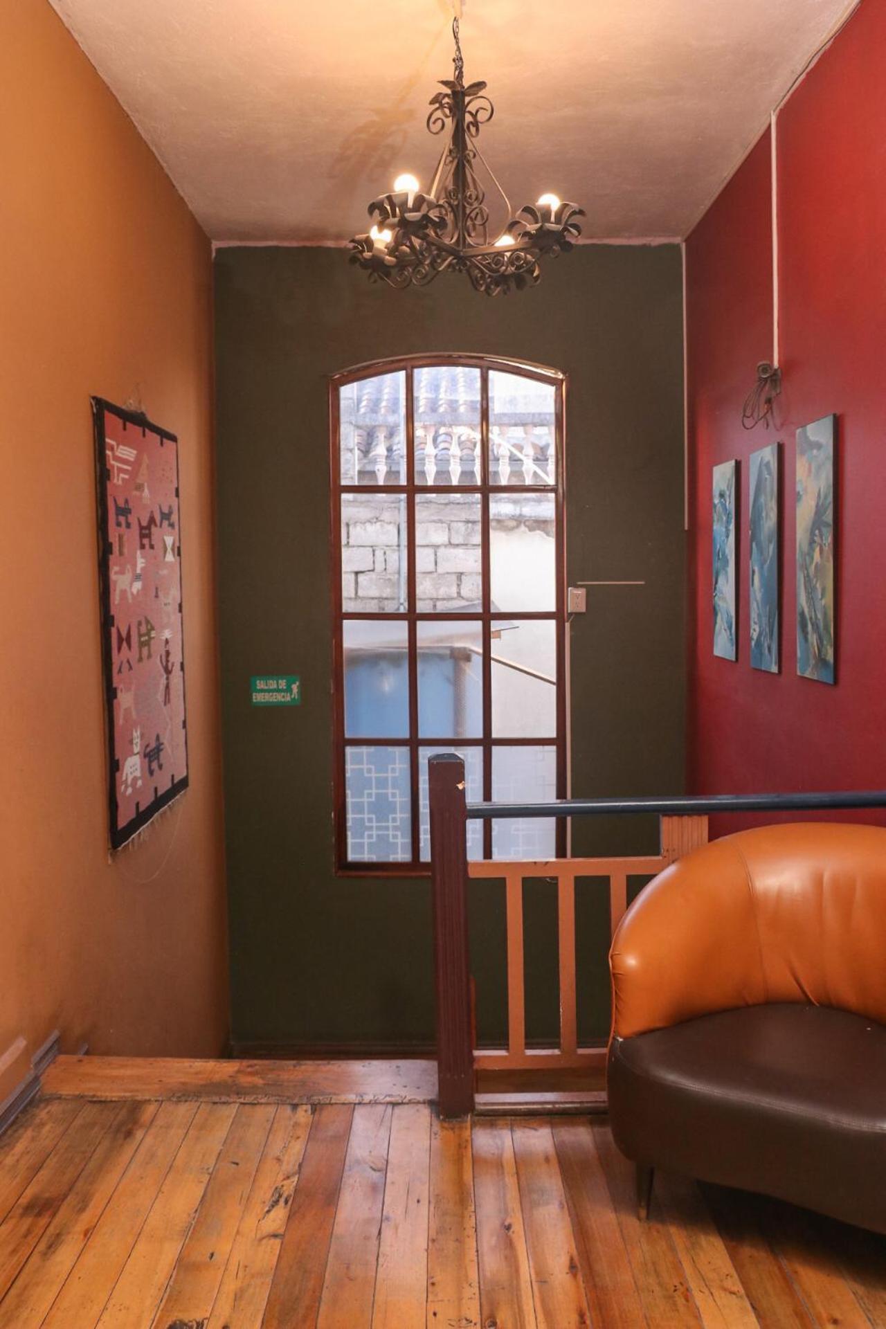 Blue House Youth Hostel Quito Zewnętrze zdjęcie