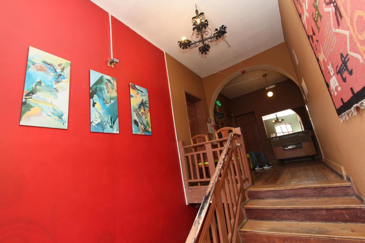 Blue House Youth Hostel Quito Zewnętrze zdjęcie